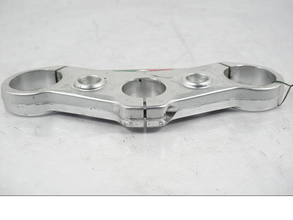 Baksidan på Gaffelkrona från en MV Agusta Dragster -2014 motorcykel.