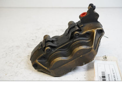 Baksidan på Bromsok från en Honda CBR 900 RR -2003 motorcykel.