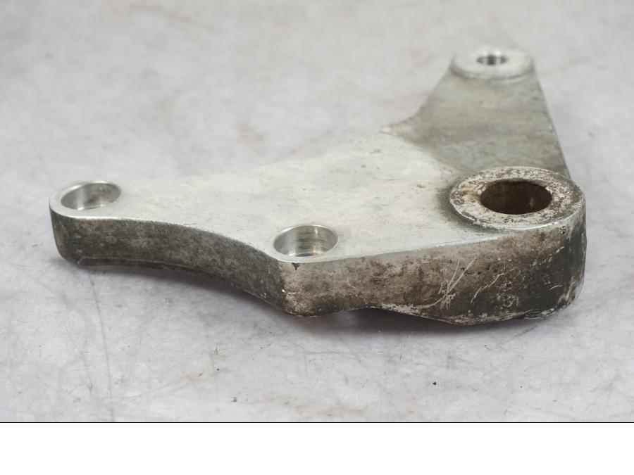 Höger sida på Bromsoksfäste från en Kawasaki VN 1500 -1997 motorcykel.