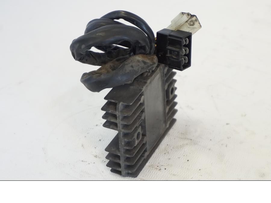 Snett uppifrån på Likriktare från en Kawasaki VN 1500 Mean Streak -2002 motorcykel.