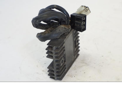 Snett uppifrån på Likriktare från en Kawasaki VN 1500 Mean Streak -2002 motorcykel.