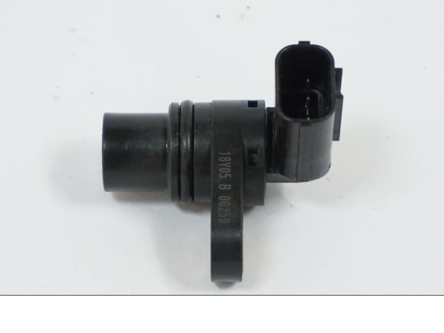 Snett uppifrån på Hastighetsgivare från en Honda CB 650 R -2019 motorcykel.