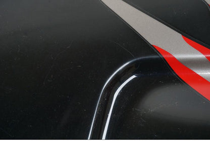 Höger sida på Sidopanel från en Suzuki GSX-R 1100 -1993 motorcykel.