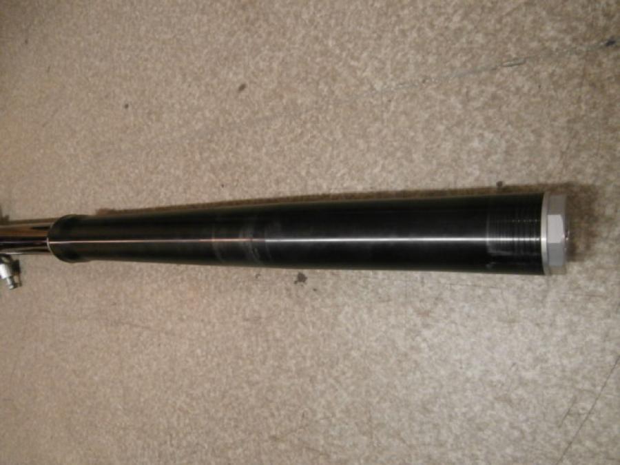 Baksidan på Gaffelben från en Aprilia SXV 550 -2008 motorcykel.