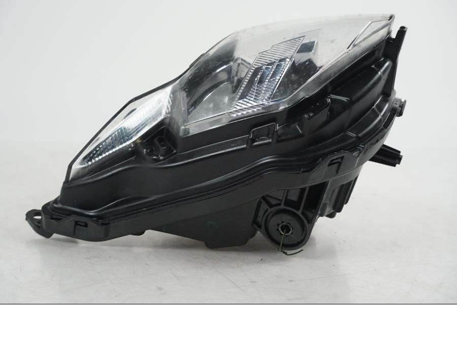 Snett uppifrån på Strålkastare från en Honda CB 650 F Hornet -2017 motorcykel.