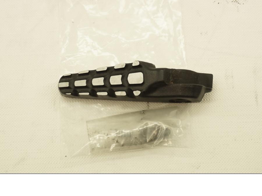 Framsidan på Fotpinne från en Ducati X Diavel S -2017 motorcykel.