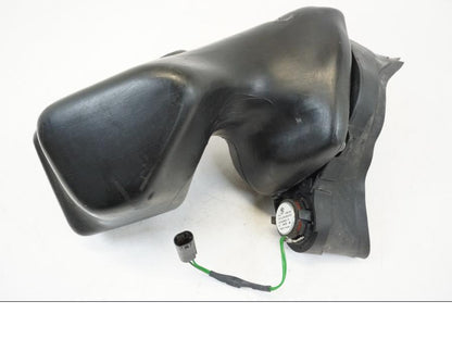 Snett nerifrån på Högtalare från en BMW K 1200 LT -2004 motorcykel.