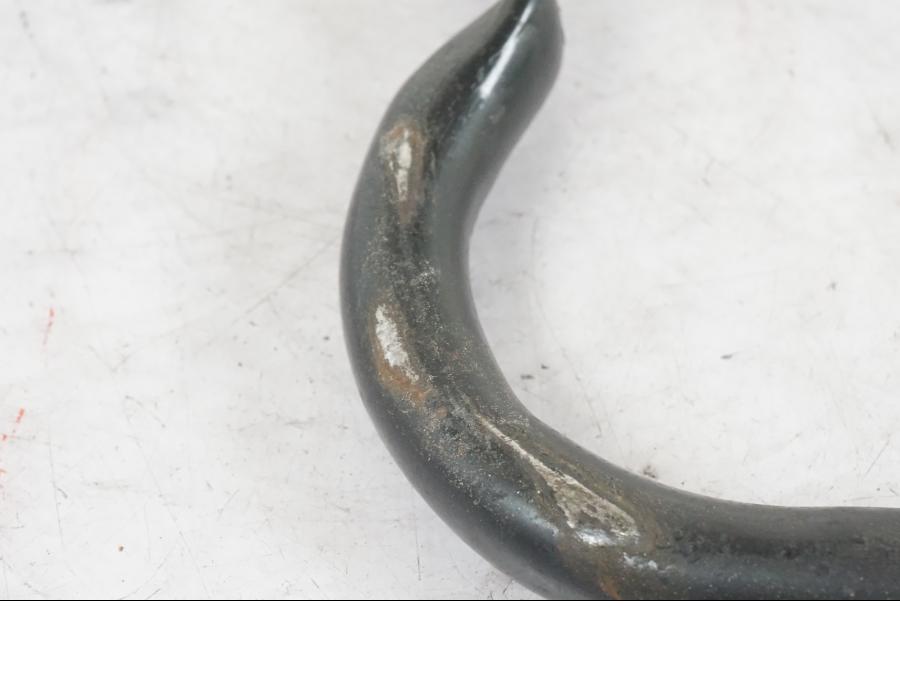 Höger sida på Motorskyddsbåge från en Honda CBR 1000 F -1989 motorcykel.