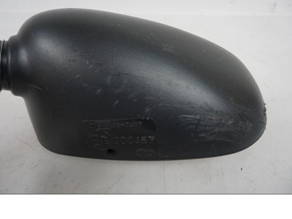 Snett uppifrån på Backspegel från en Yamaha FJR 1300 -2001 motorcykel.