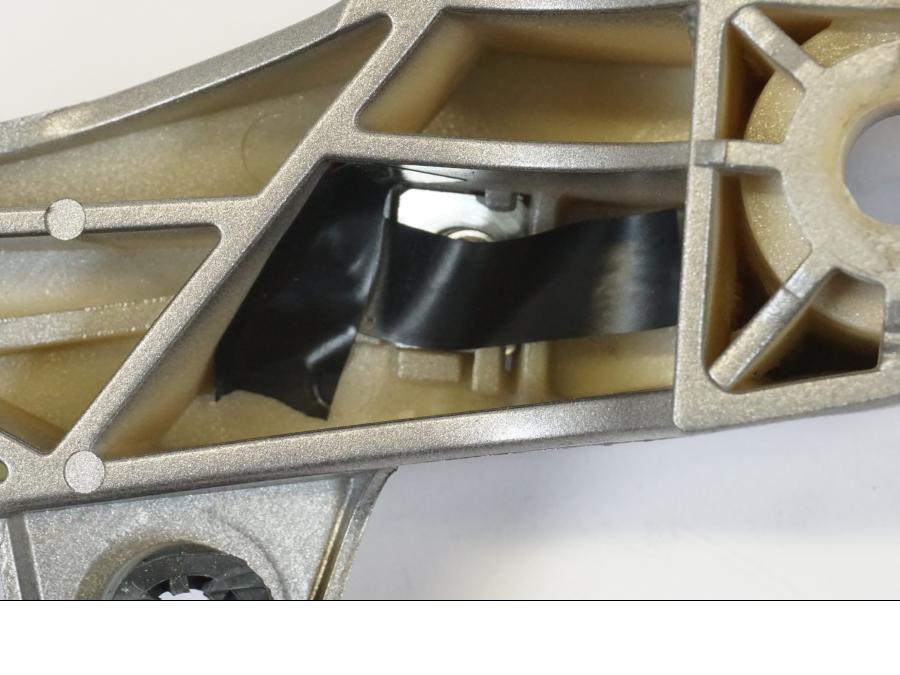 Extrabild5 på Passagerarhandtag från en Honda NT 700 -2008 motorcykel.