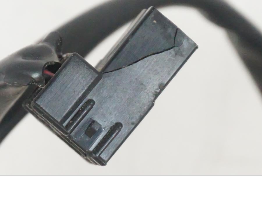 Snett uppifrån på Styrelreglage från en Suzuki VZR 1800 -2009 motorcykel.