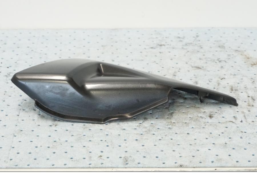 Höger sida på Sidopanel från en Suzuki GSX 1300 BK -2008 motorcykel.