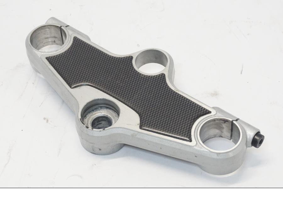 Vänster sida på Gaffelkrona från en BMW R 1150 RS -2004 motorcykel.