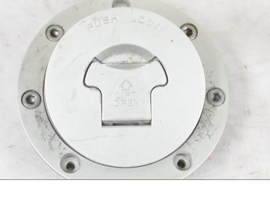 Snett uppifrån på Låssats från en Honda CBR 1000 F -1999 motorcykel.