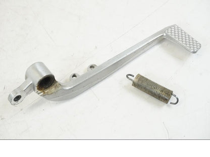 Framsidan på Bromspedal från en Yamaha YZF 1000 R1 -2009 motorcykel.