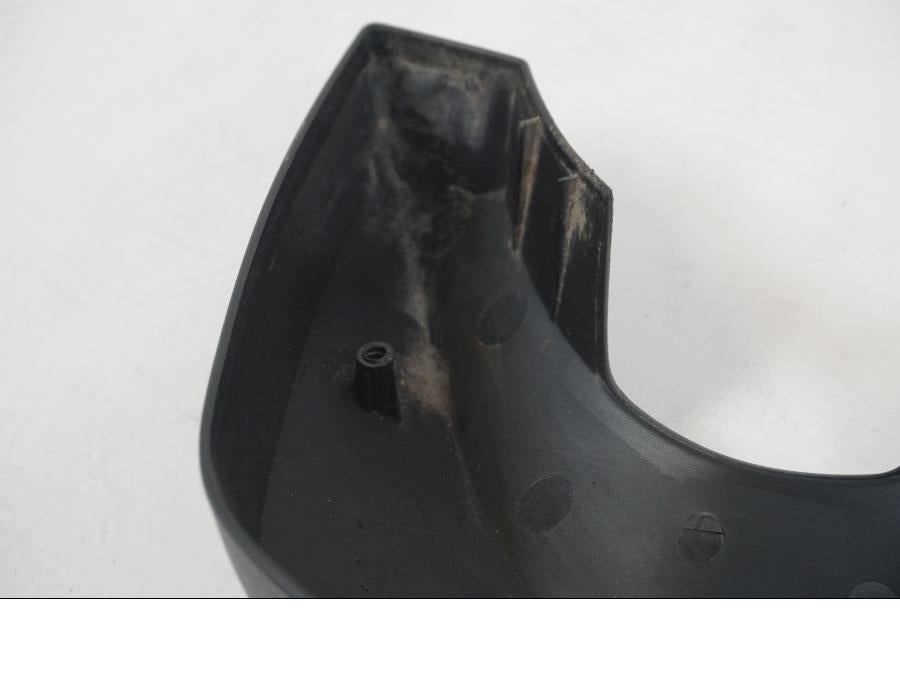 Snett nerifrån på Skyltbelysning från en BMW F 650 CS -2002 motorcykel.