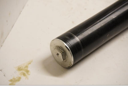 Vänster sida på Gaffelben från en KTM 125 Duke -2014 motorcykel.