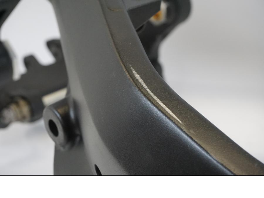 Snett uppifrån på Ram från en Suzuki GSX-R 1000 -2009 motorcykel.