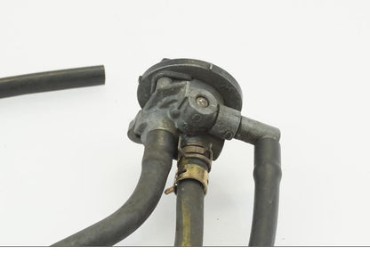 Vänster sida på Bensinkran från en Kawasaki ZX-6R -1995 motorcykel.