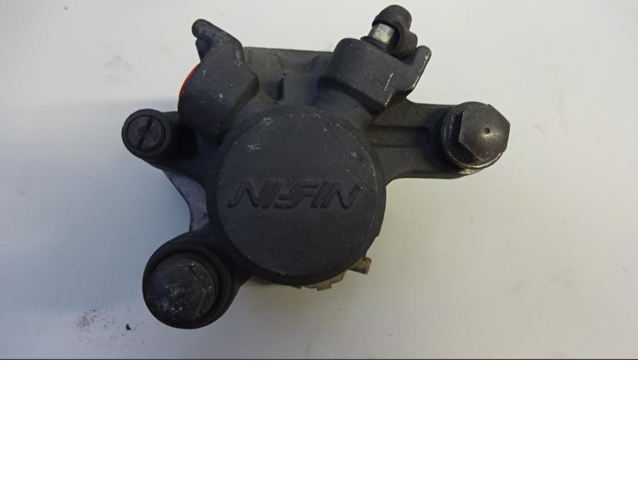 Framsidan på Bromsok från en Honda CB 600 Hornet -2002 motorcykel.