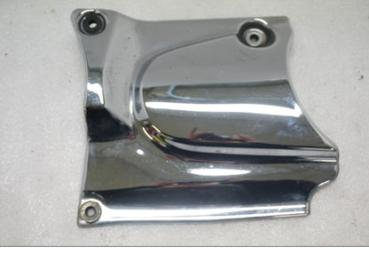 Framsidan på Ramskydd från en Suzuki VL 800 -2004 motorcykel.