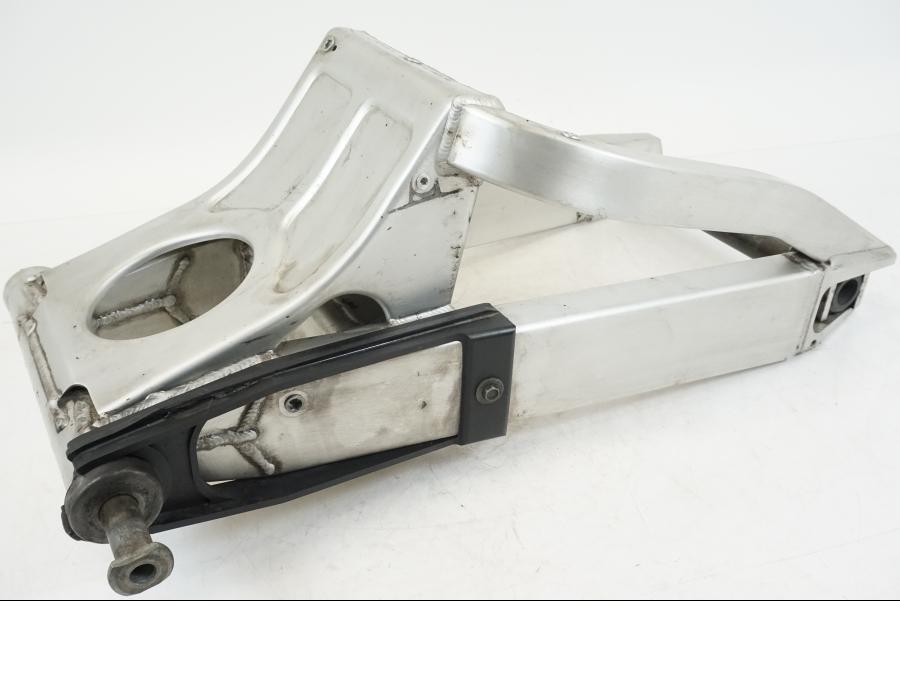 Framsidan på Sving från en Yamaha YZF R6 -1999 motorcykel.