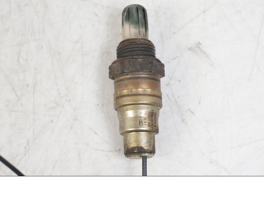 Baksidan på Lambdasond från en Buell 1125 R -2008 motorcykel.