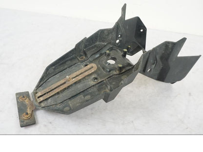 Extrabild1 på Skylthållare från en Triumph Tiger Explorer -2013 motorcykel.