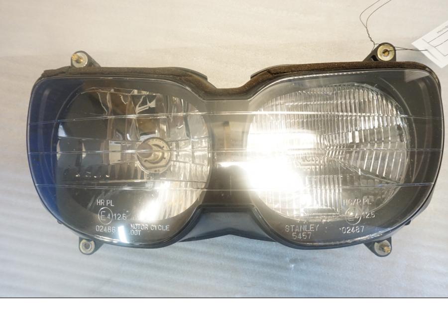 Framsidan på Strålkastare från en Honda CBR 900 RR -1997 motorcykel.