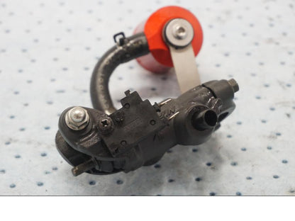 Höger sida på Bromshuvudcylinder från en Honda CBR 1000 RR -2011 motorcykel.