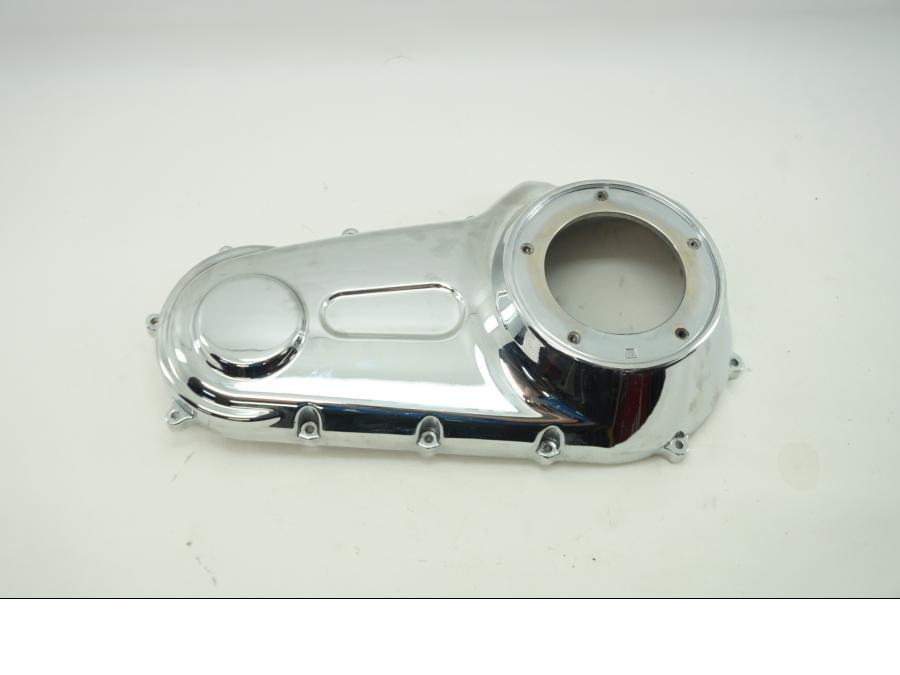 Framsidan på Transmissionskåpa från en H-D Softail -2007 motorcykel.