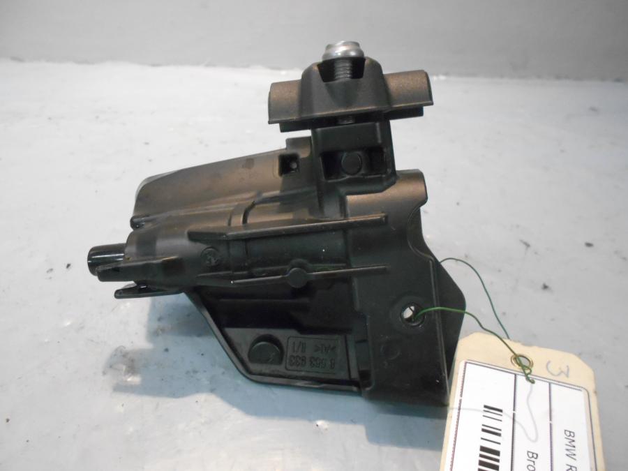 Höger sida på Bromshuvudcylinder från en BMW R 1200 RS -2016 motorcykel.