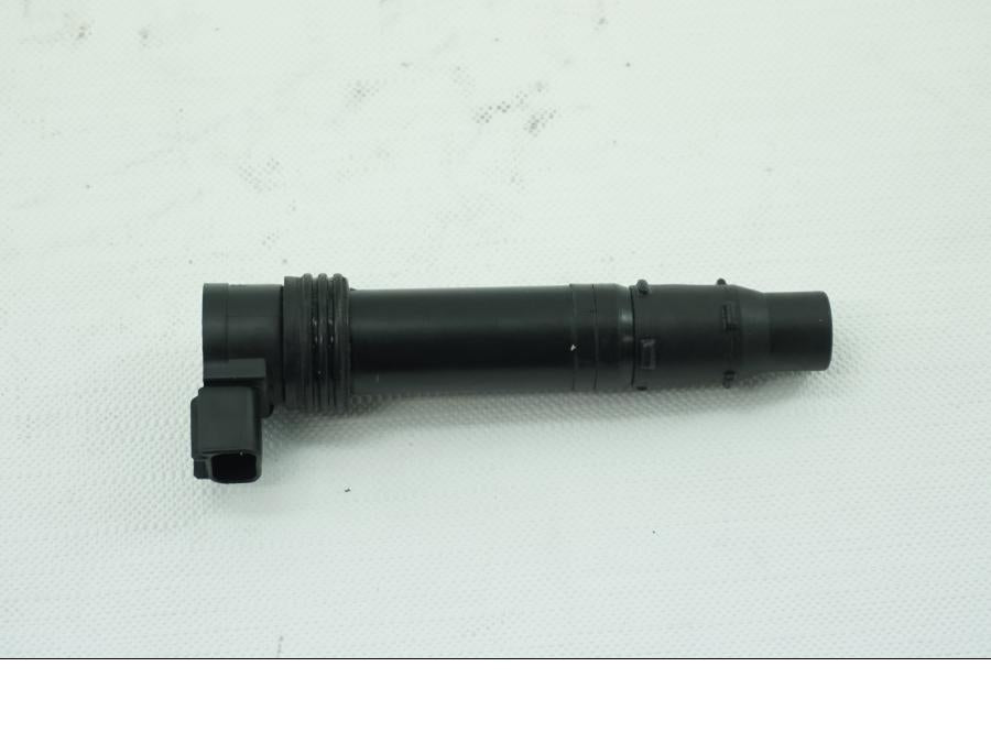 Framsidan på Tändspole från en Kawasaki ZX-6R -2007 motorcykel.