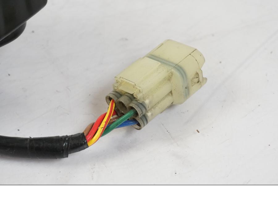 Höger sida på Avgasspjällmotor från en Honda CBR 1000 RR -2007 motorcykel.