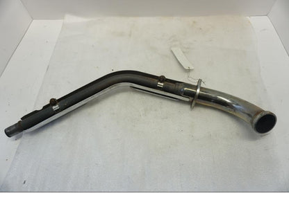 Baksidan på Grenrör från en Suzuki VL 800 -2004 motorcykel.