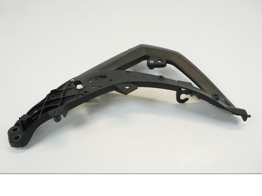 Baksidan på Toppkåpstag från en BMW R 1250 GS -2019 motorcykel.