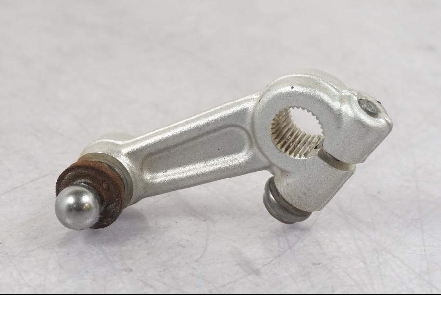 Baksidan på Växelarm från en BMW R 1200 GS -2018 motorcykel.