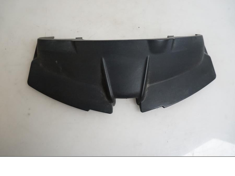 Framsidan på Instrumentpanelkåpa från en BMW K 1200 S -2007 motorcykel.