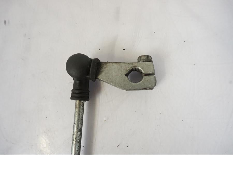 Baksidan på Växelarm från en Honda CBR 125 R -2006 motorcykel.