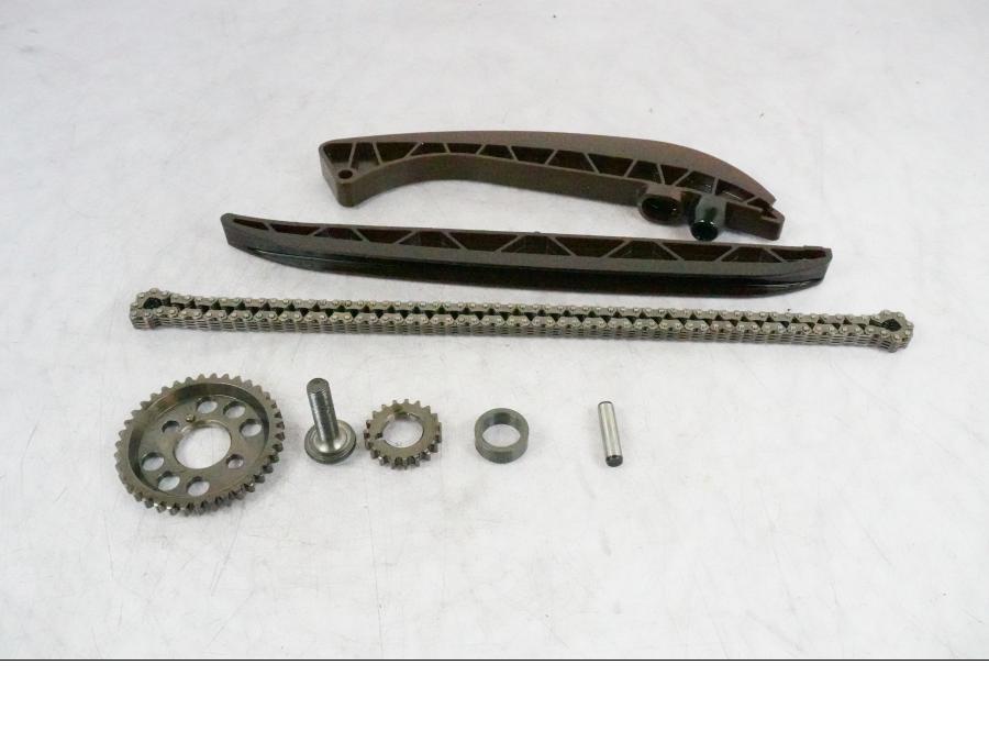 Framsidan på Kamkedja från en BMW K 1200 S -2005 motorcykel.