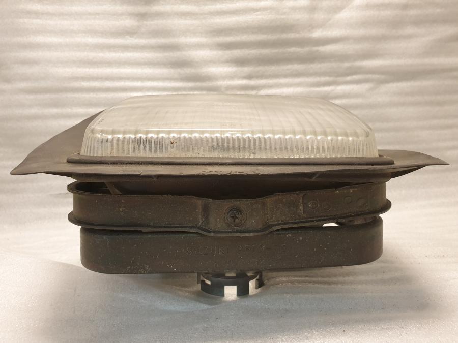 Vänster sida på Strålkastare från en Suzuki GSX 400 -1983 motorcykel.