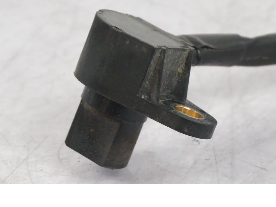 Snett uppifrån på Hastighetsgivare från en Suzuki GSF 1250 -2010 motorcykel.