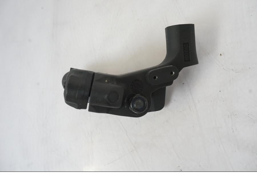 Snett uppifrån på Kopplingsklo från en KTM 790 Duke -2019 motorcykel.