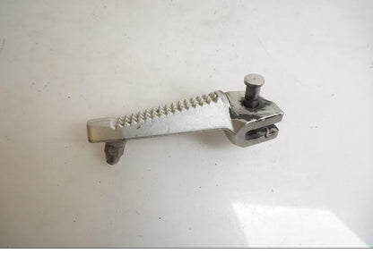 Baksidan på Fotpinne från en BMW K 1200 S -2007 motorcykel.