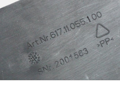 Baksidan på Batterihållare från en KTM 1290 Super Duke R EVO -2023 motorcykel.