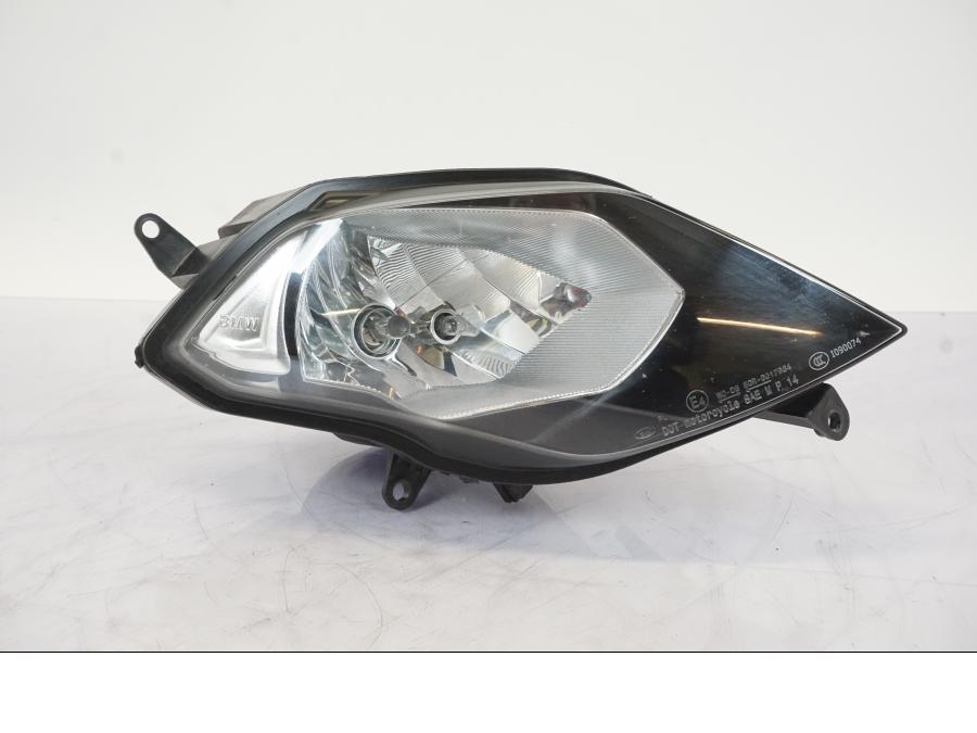 Baksidan på Strålkastare från en BMW S 1000 XR -2019 motorcykel.