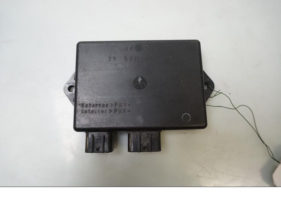 Framsidan på CDI / ECU från en Yamaha XVS 650 -1998 motorcykel.