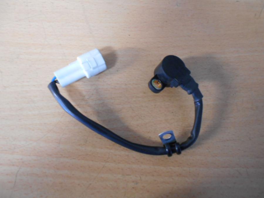 Framsidan på TPS från en Suzuki GSX 1400 -2003 motorcykel.