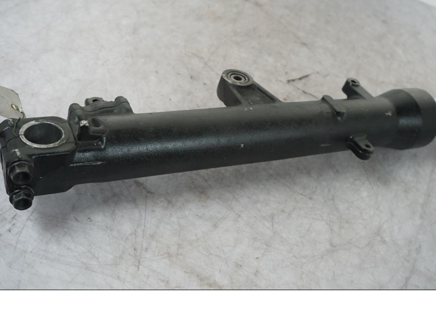 Extrabild3 på Gaffelben från en Honda VFR 750 -1988 motorcykel.