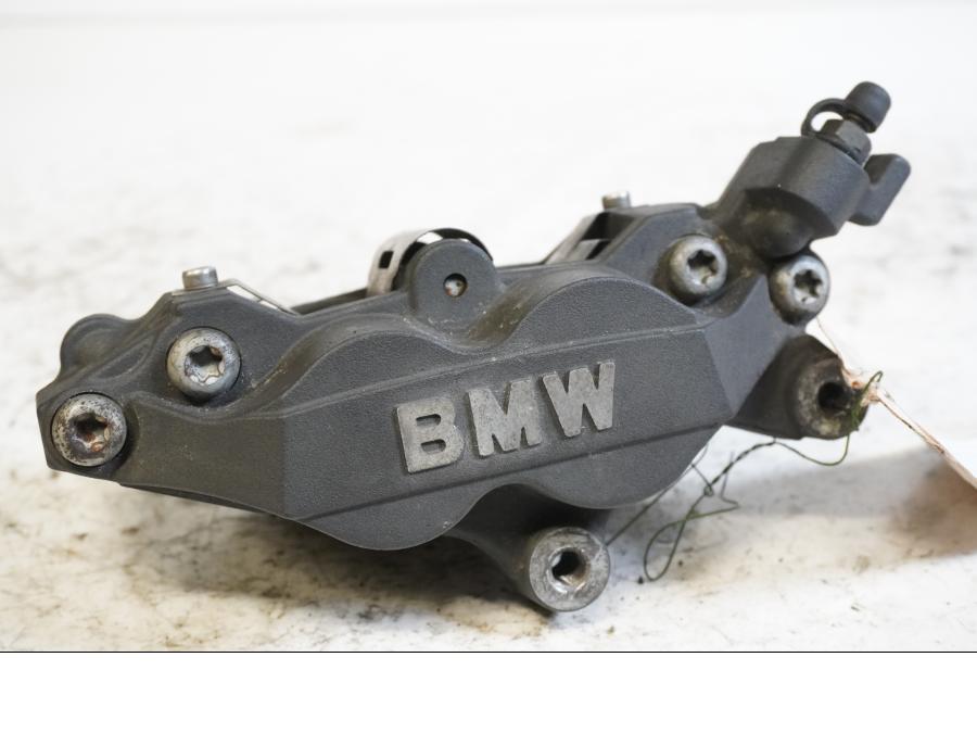 Framsidan på Bromsok från en BMW R 850 R -2004 motorcykel.